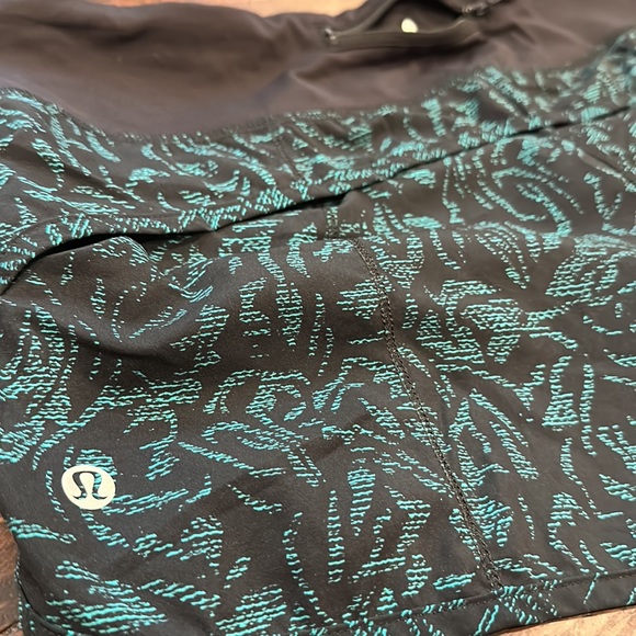 Lululemon Speed Shorts Original. - Picture 3 of 5